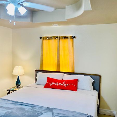Brownsville Comfort 2 Bedroom 1 Bath , Spacious Kitchen And Outdoor Home Exterior photo